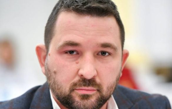 Pećanac se oglasio nakon posjete Karićeve: Srbi neće dopustiti da im drugi pišu istoriju