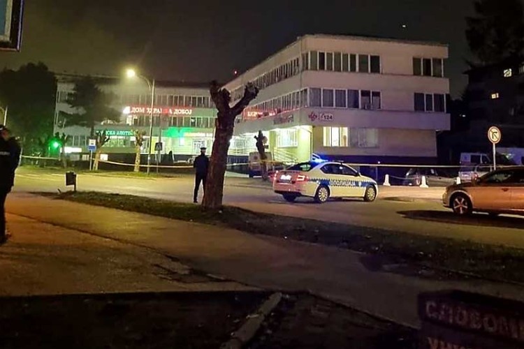 Hitna dovezla muškarca, on izvadio bombu i prijetio da će ubiti radnike