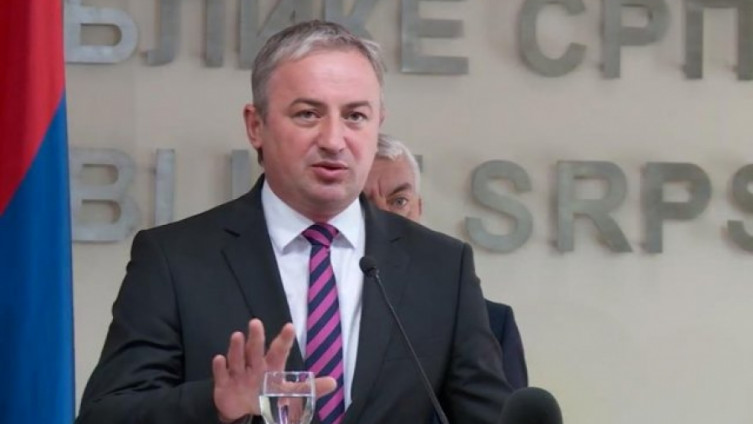 Borenović kaže da dok se stranke iz FBiH bave Srbijom u njihovom dvorištu vlada haos
