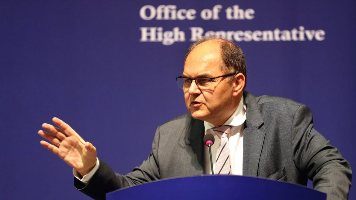 Schmidt: Može se usloviti svaka uplata koja dolazi u BiH, ne isključujem primjenu bonskih ovlasti