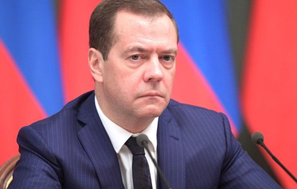 Medvedev poželio novom rukovodstvu NATO i EU neuspjehe i skandale