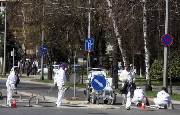 Vozači se mole za strpljenje: Obilježava se horizontalna saobraćajna signalizacija u Banjaluci