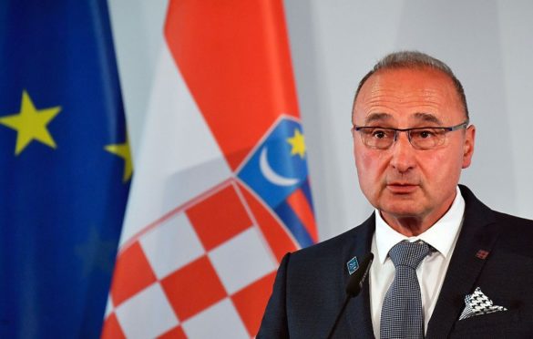 Grlić Radman poručio Komšiću: Ako ti se ne sviđa konstitutivnost, daj ostavku