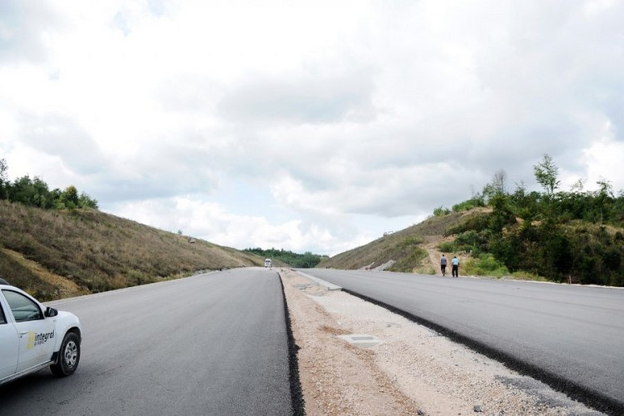 Sve zamke kineskih kredita