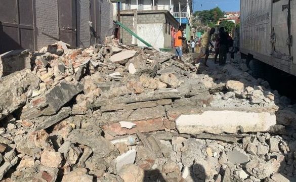 Haiti: U razornom potresu poginule najmanje 304 osobe
