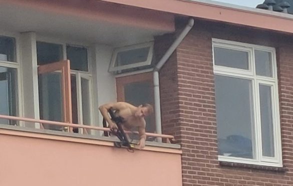 Napad u Holandiji, ima mrtvih, policija pucala na muškarca sa samostrelom