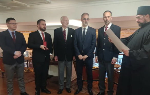 “Simbol i dokaz uvažavanja i zahvalnosti na dosadašnjem radu i zalaganju za napredak i prosperitet Srbije i svih Srba” – Ivan Stolković odlikovan Krstom Đorđa Stratimirovića