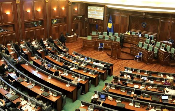 Skupština u Prištini usvojila rezoluciju o Srebrenici