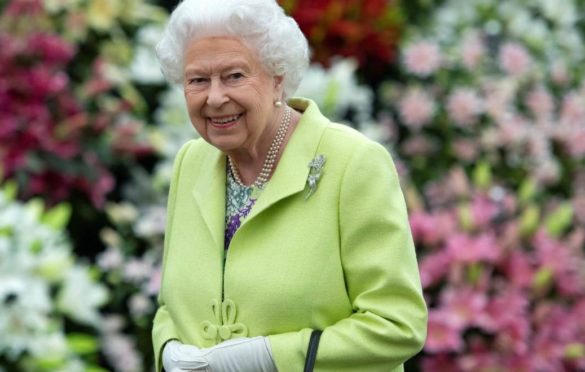 Kraljica Elizabeta pozitivna na virus korona