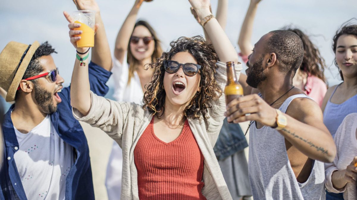 Ovo je pet država koje se vraćaju predpandemijskom načinu života