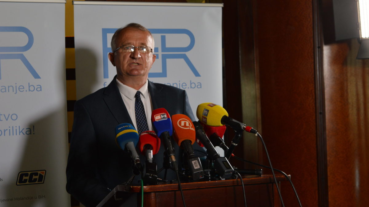 Dragišić nakon ispitivanja u Tužilaštvu BiH „Narodna skupština Srpske djeluje u okviru Ustava i Dejtona“