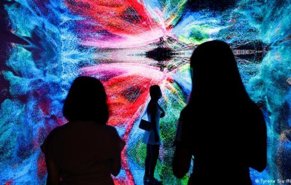 Facebook stvara metaverzum, šta je to?