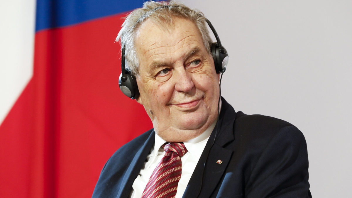 Zeman: Nema dokaza da su ruski obavještajci ušli u skladište