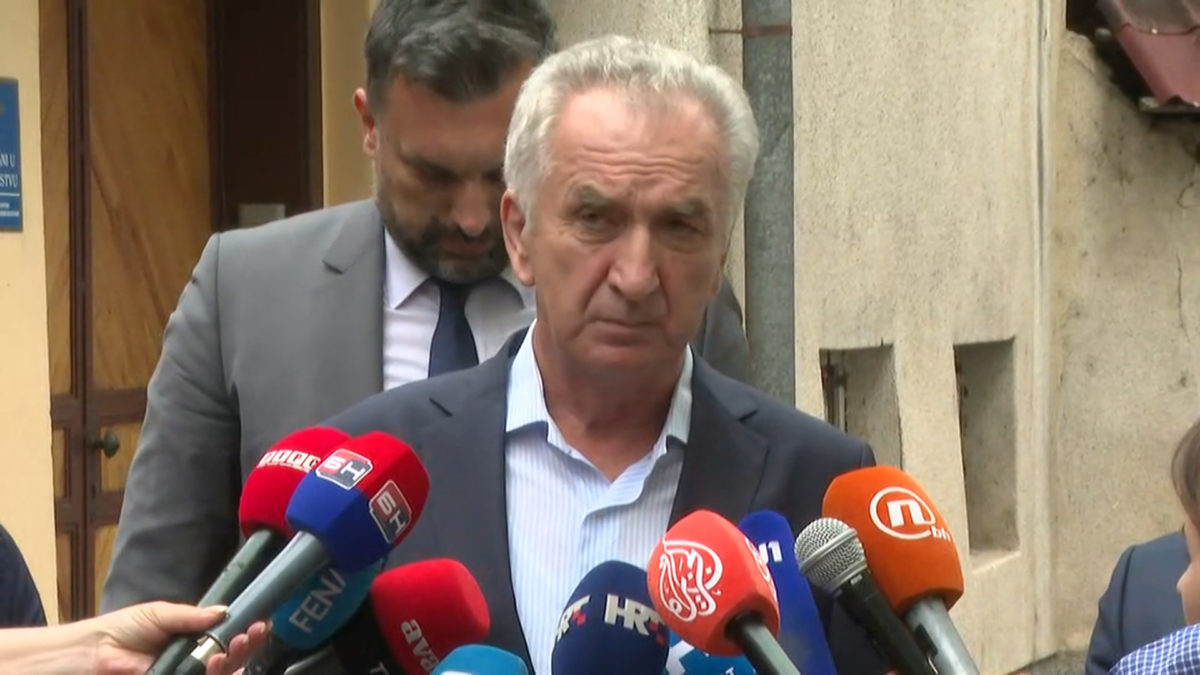 Šarović o dogovorenom bojkotu: Dok se nameću zakoni nema uslova za rad institucija BiH