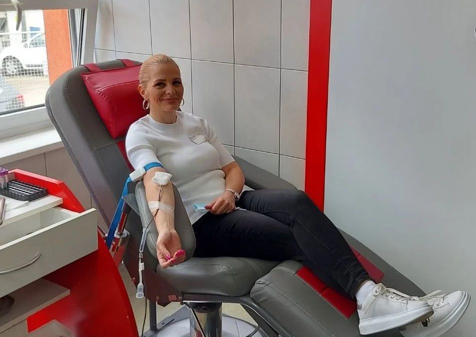 Ministarka i srednjoškolci dali krv u Banjaluci