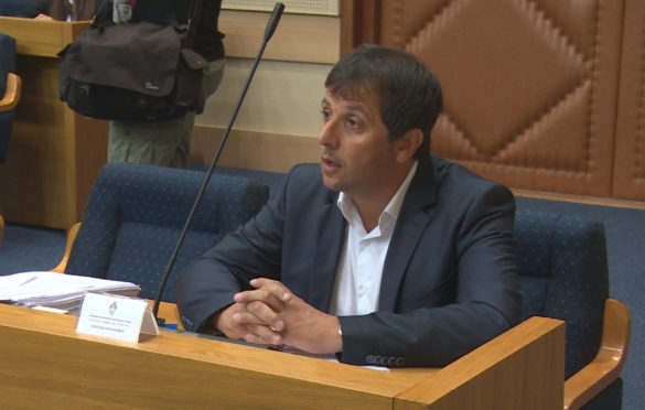 Vukanović u parlamentu o slučaju “Kiseonik”: Uništili ste nas iz temelja, podnesite ostavke