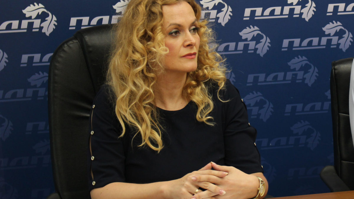 Nedićeva upozorava da je obrazovanje u nikad gorem stanju “Kada ste u cipelama prosvjetara, vidi se da ništa ne funkcioniše