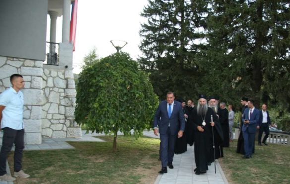 Patrijarh Porfirije razgovarao sa republičkim vlastima i liderima političkih stranaka