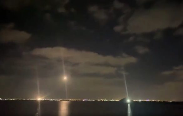 Balističke rakete presretnute iznad Abu Dhabija, američki State Department izdao upozorenje