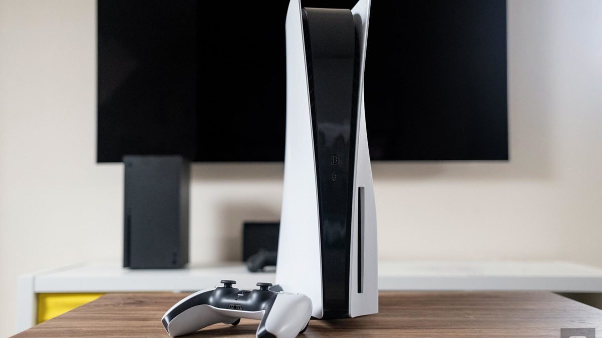 Novi model konzole PlayStation 5 je lakši, za postolje nije potreban odvijač