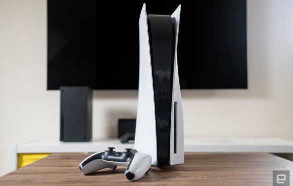 Novi model konzole PlayStation 5 je lakši, za postolje nije potreban odvijač