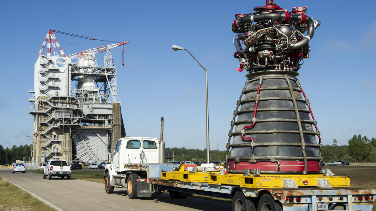 Rusija prestaje da isporučuje motore Amerikancima: “Neka lete na metlama”