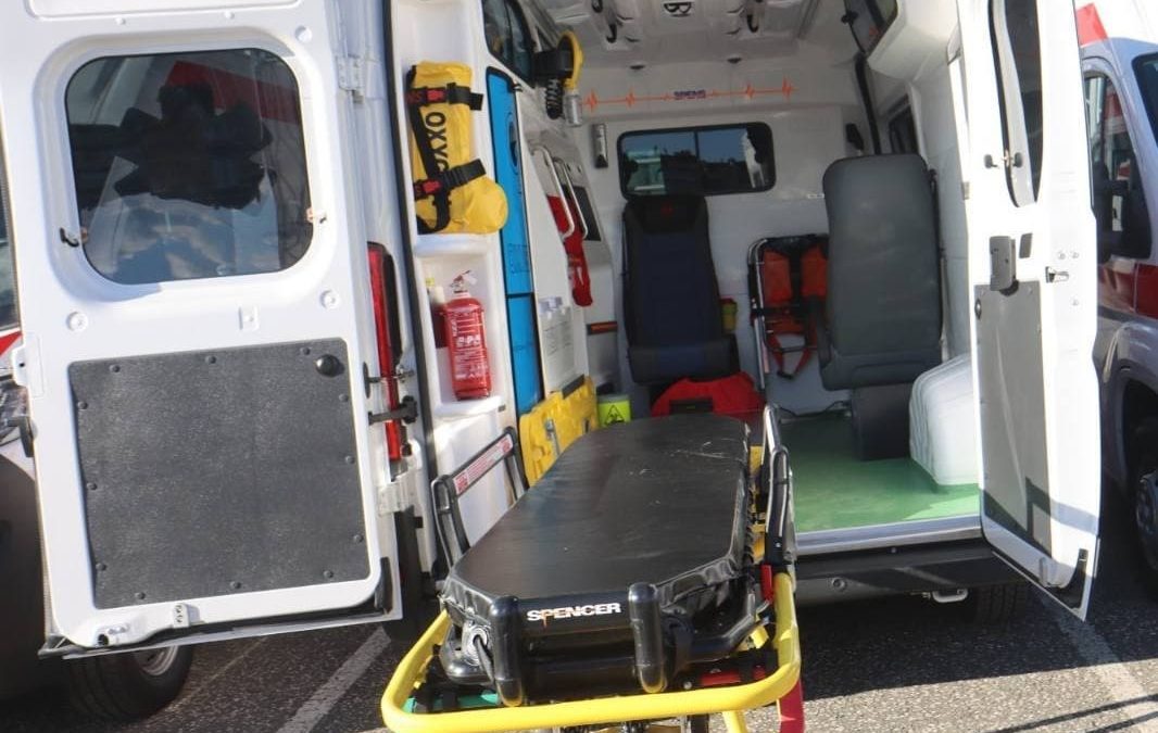 Uručeni ključevi 15 sanitetskih vozila rukovodiocima zdravstvenih ustanova