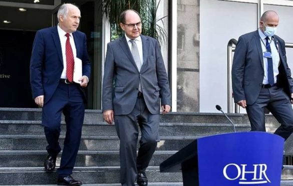 Schmidt se u prvom zvaničnom obraćanju zahvalio Inzku na zakonskoj zabrani negiranja genocida