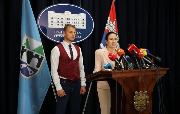 Slučaj „Zastava“: Da li je Stanivuković uklonio obilježja Srpske zbog gradonačelnice Sarajeva