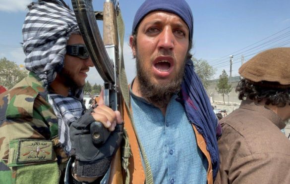 Talibani nasilno iseljavaju šitske Hazare i političke protivnike oduzimajući im kuće i zemlju