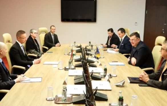 Tegeltija-Sijarto: Prevelik teret migrantske krize, potrebna pomoć EU