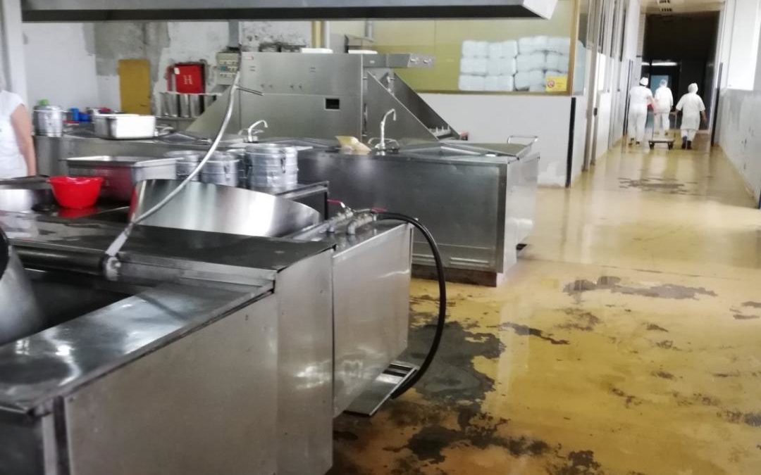 Kuhinja UKC-a: Slika sramote Dodikove vlasti