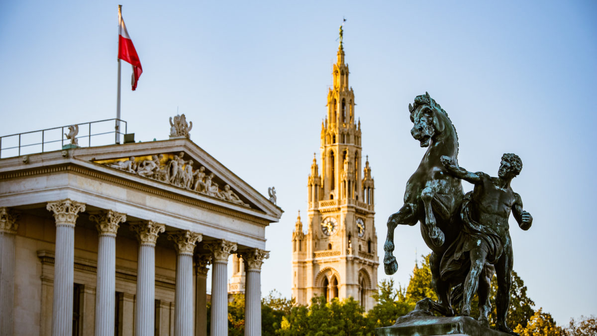 Policija Austrije traži ove žene zbog nestanka male Danke
